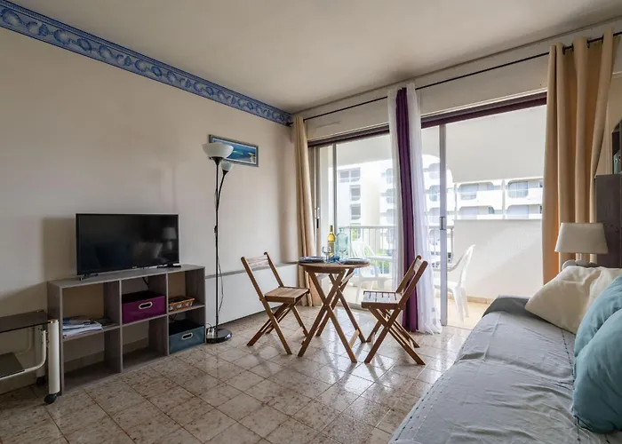 Appartamento Bailli De Suffren-3 By Interhome